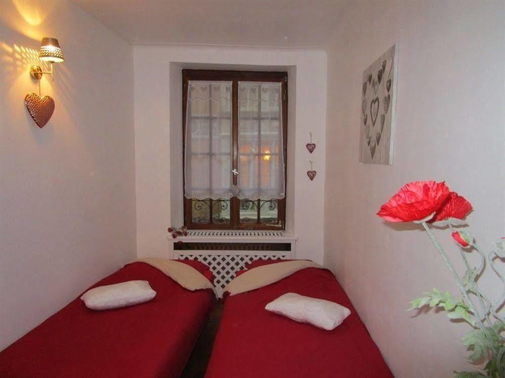 Hotel Au Nid De Cigognes Ostheim Buitenkant foto